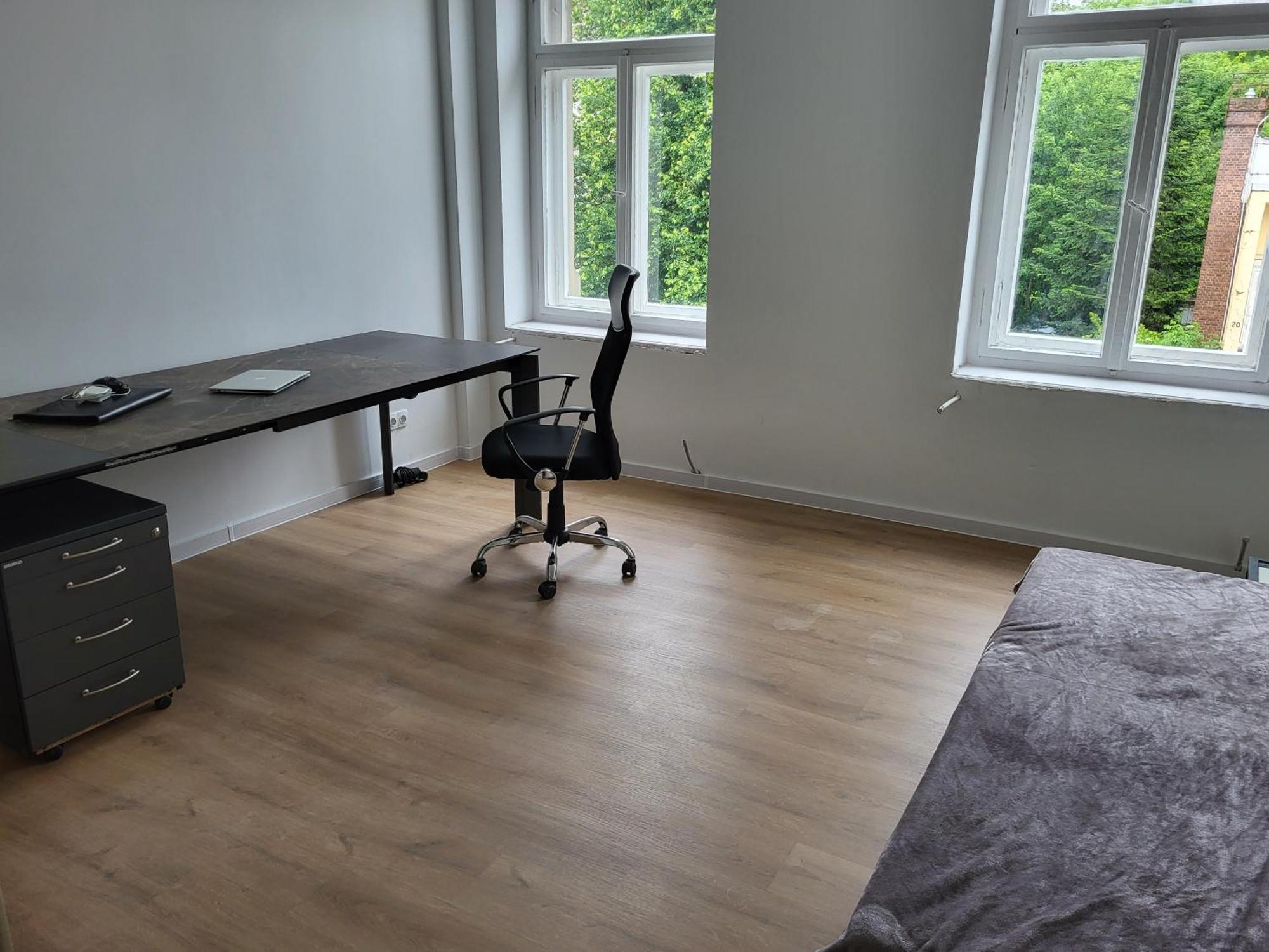 Volkshaus Hbf Wg & Serviced Apartments Zittau Bagian luar foto